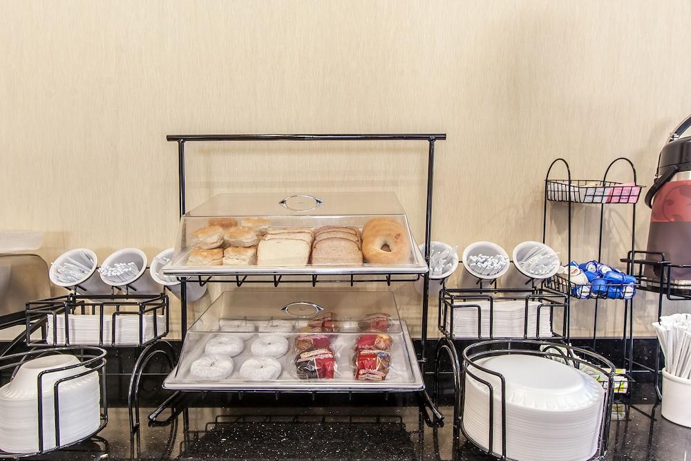 Quality Inn & Suites Rosemount Luaran gambar